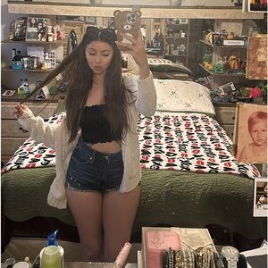 Meet your Posher, Valerie